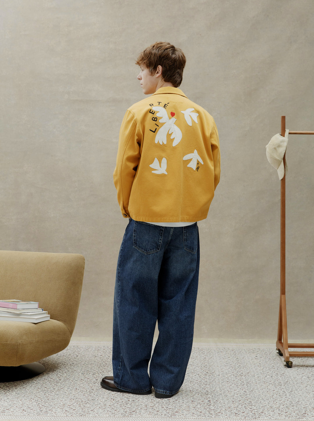 Veste brodée unisexe LIBERTÉ terre jaune