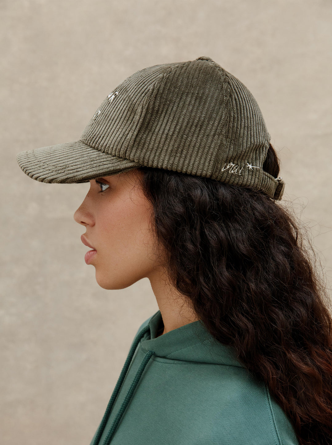 Casquette L'AMOUR DE L'ART velours kaki
