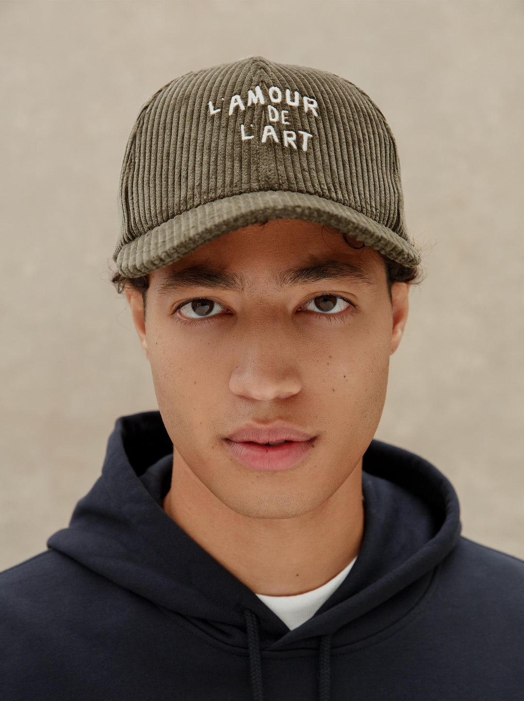 Casquette L'AMOUR DE L'ART velours kaki