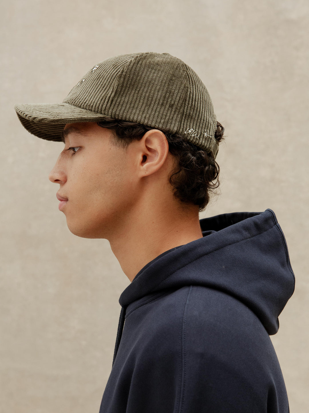 Casquette L'AMOUR DE L'ART velours kaki