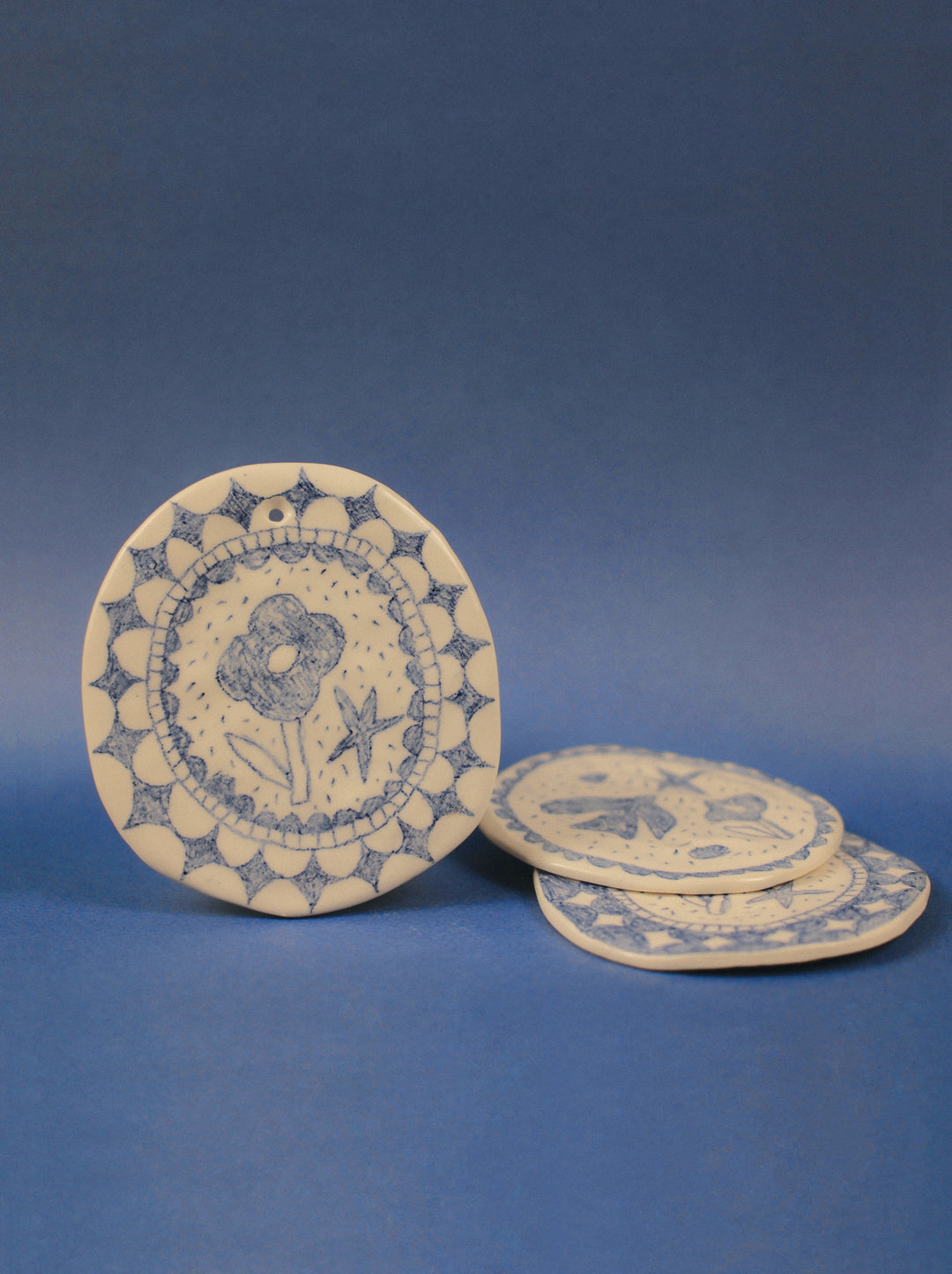 Accroche Fleur blanche VRAI x CAPUCINE PAGERON