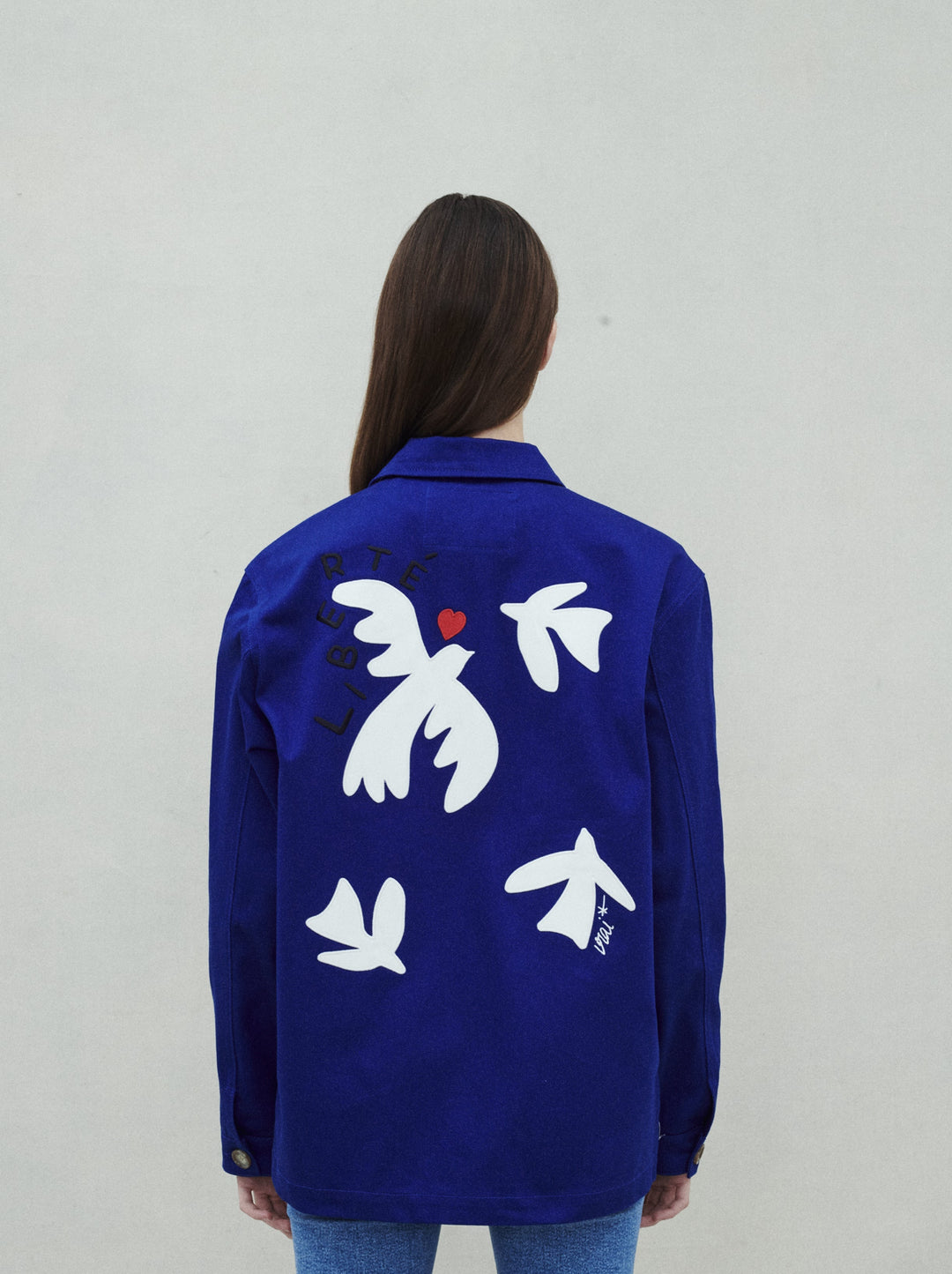 VESTE BLEUE LIBERTÉ OISEAUX COEUR BLEU OUTREMER VIANNEY VRAI