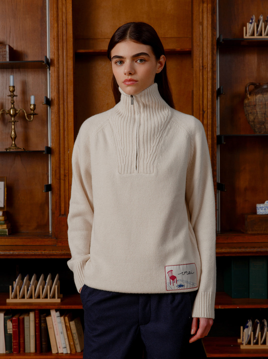 Pull unisexe col cheminée PATCH CLUB écru
